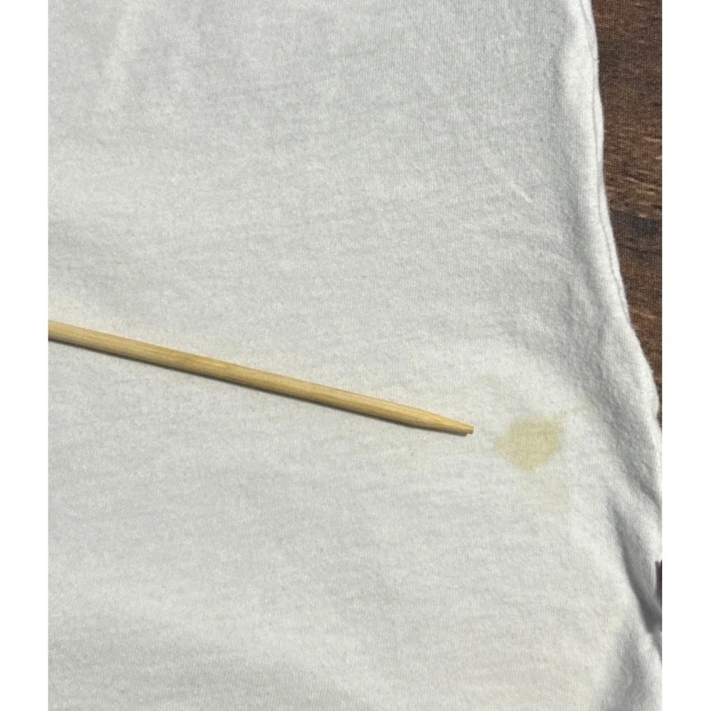 Levi's Reissued T-Shirt Size M White with Red/Blue Logo Small Stain